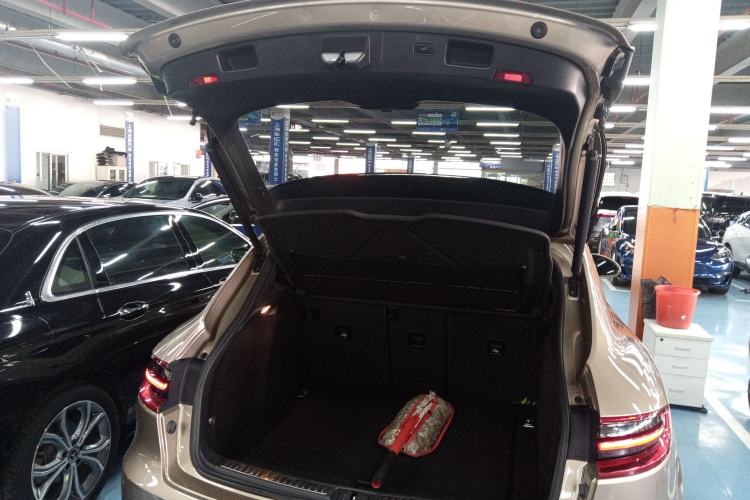 Used Porsche Macan 2016 Macan 2.0T
