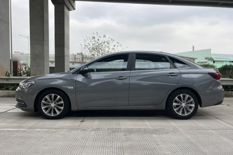 Used Chevrolet Monza 2020 320 Automatic Enjoyment Edition Exterior 5