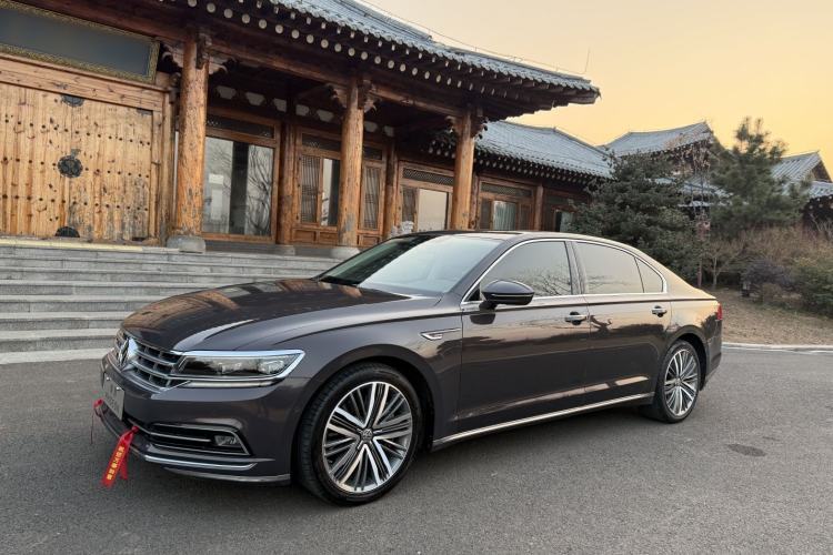 Used Volkswagen Phideon 2016 480 V6 Four-Wheel Drive Executive Edition