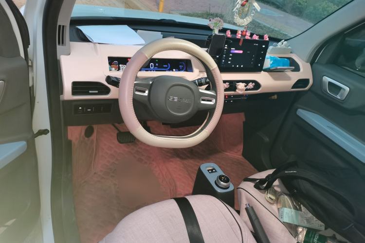 Used Geely Galaxy Panda 2023 Panda Mini 200km Dynamic Bear
