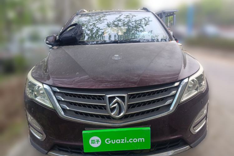 Used Baojun 560 2015 1.8L manual luxury version
