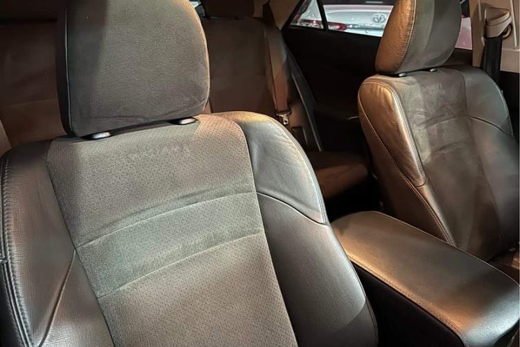 Used Toyota Reiz 2013 2.5V Shangrui Edition Interior 8