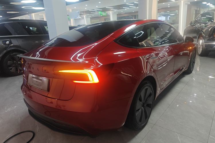 Used Tesla Model 3 2023 Rear-Wheel-Drive Version
