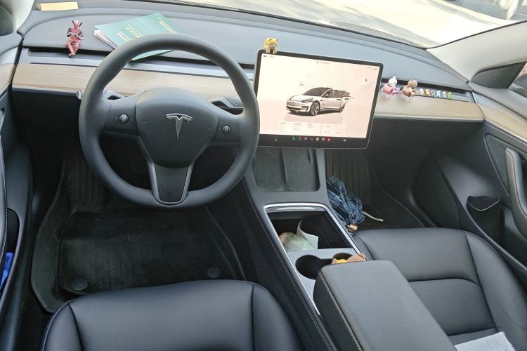 Used Tesla Model 3 2022 Rear-Wheel-Drive Version