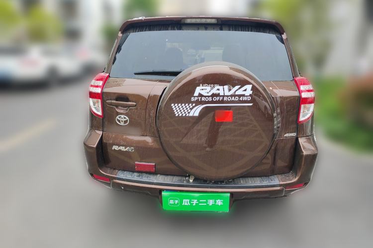 Used Toyota RAV4 2012 Luxurious Edition 2.0L Automatic All-Wheel Drive