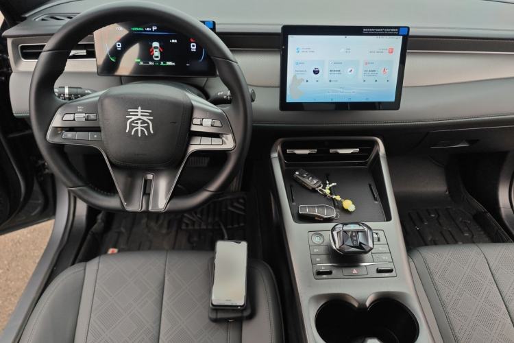 Used BYD Qin PLUS 2025 DM-i Smart Drive 55KM Leading Model
