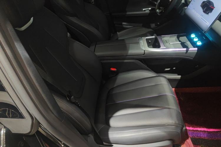 Used Deepal L07 2025 530 Ultra Qiankun Intelligent Driving ADS SE Pure Electric Version
