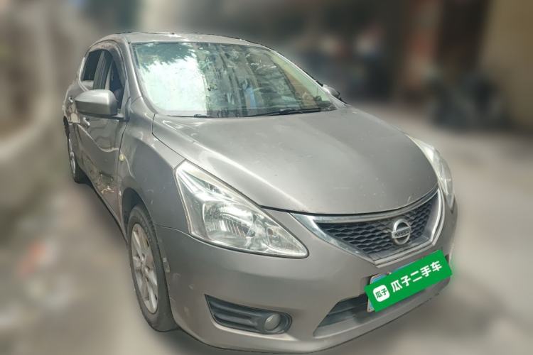 Used Nissan Tiida 2014 1.6L CVT Cool Cafe Edition Front Right 45 Deg