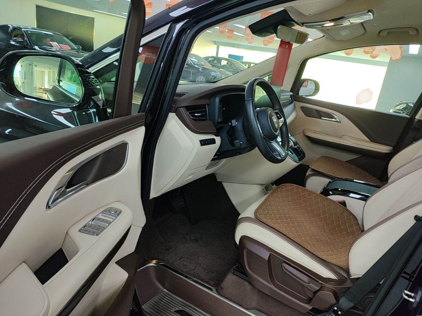 Hongqi HQ9 2024 2.0T Business Edition - Official — снимка 18