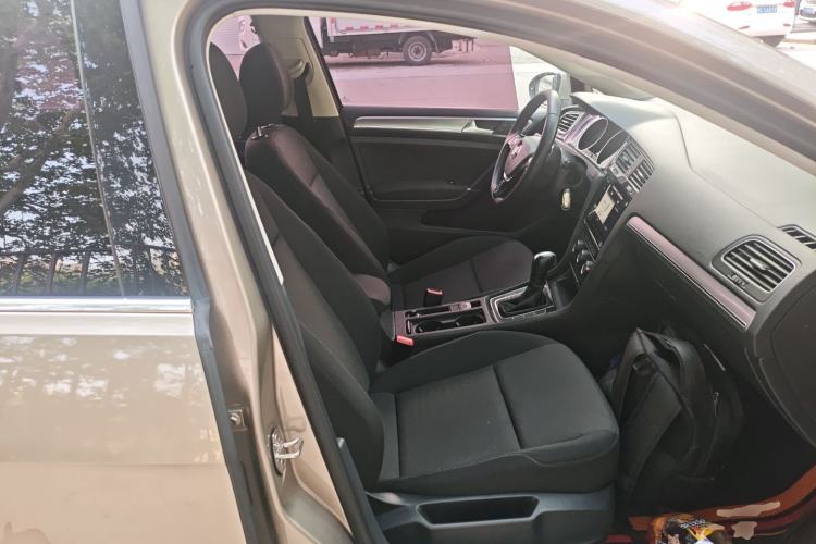 Used Volkswagen Golf 2020 200TSI DSG Comfortable and Ambitious Edition