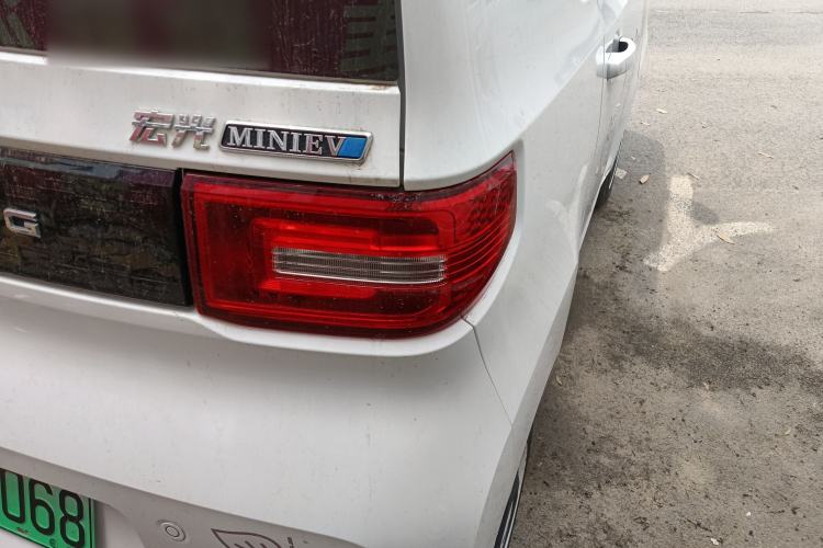 Used Wuling Hongguang MINIEV 2022 Zizai Version Lithium Iron Phosphate Exterior 3