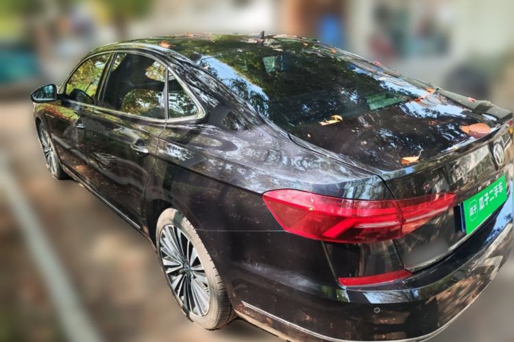 Used Volkswagen Passat 2019 330TSI Luxury Edition China VI Standard
