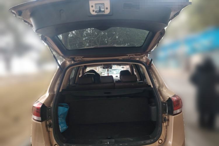 Used Yema T70 2016 Upgraded Model 1.5T Manual Luxury Version
