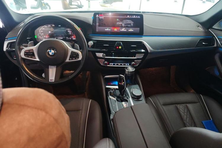 Used BMW 5 Series 2022 Restyled 530Li Leading Edition M Sport Package