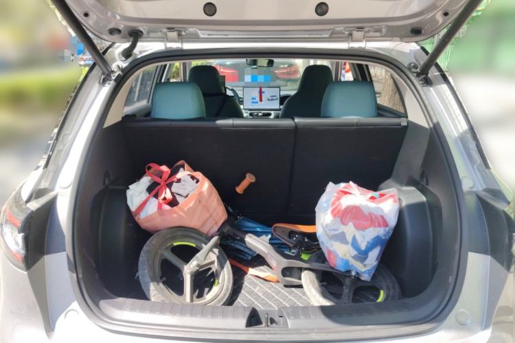 Used Geely Galaxy Geome 2025 UP 410km Exploration+ Edition
