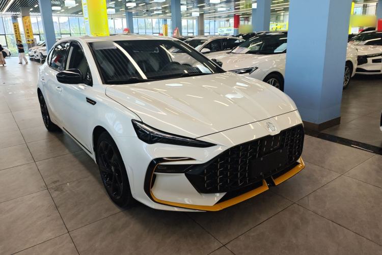 Used MG 6 2021 Pro 1.5T Automatic Trophy Luxury Edition Front Right 45 Deg