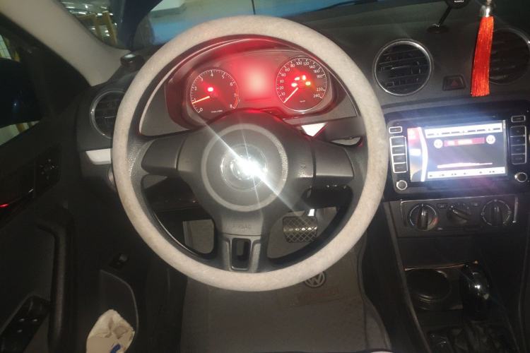 Used Volkswagen Jetta 2013 1.6L Automatic Fashion Model
