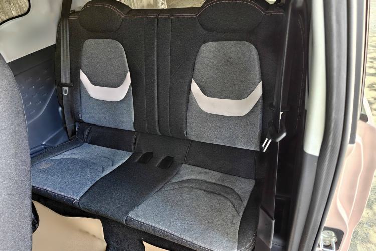 Used Chery New Energy QQ Ice Cream 2022 170km Sundae Phosphate Lithium-Ion