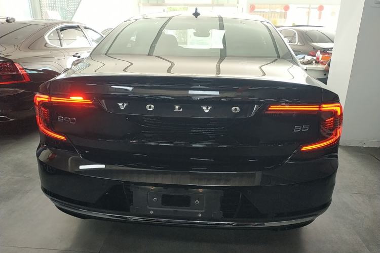 Used Volvo S90 2024 B5 Zhiyi Luxury Edition