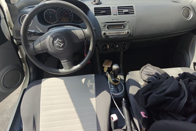 Used Suzuki Swift 2013 1.5L Automatic Standard Edition
