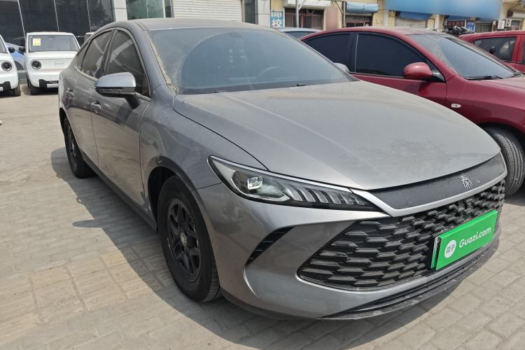 Used BYD Qin PLUS 2025 DM-i Smart Drive 55KM Leading Model Front Right 45 Deg