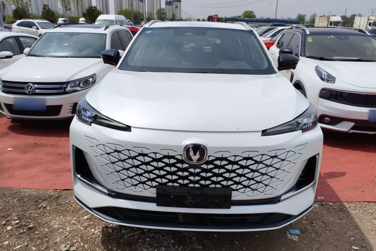 Used CHANGAN CS55PLUS PHEV 2025 Smart New Blue Whale 125km Battleship Edition Front