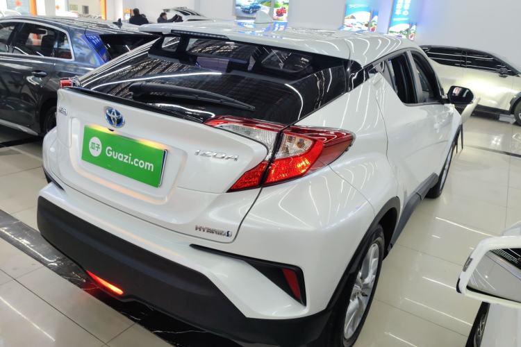 Used Toyota IZOA 2021 Dual-Motor 2.0L Yixiang Edition