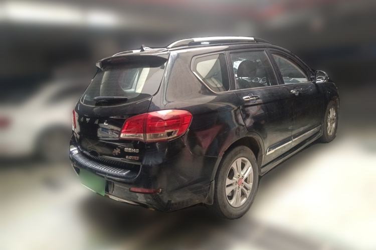 Used Haval H6 2014 Upgraded Model 2.0T Diesel Manual Two-Wheel Drive Urban Version

