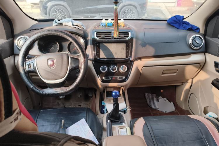 Used Jinbei 750 2015 1.5L Flagship Model
