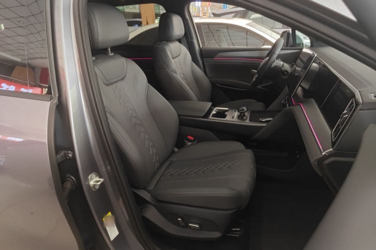 Used BYD Song L DM-i 2025 Intelligent Driving Version 112 km Beyond-Range Type
