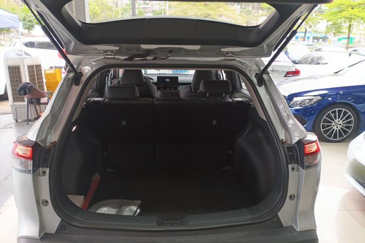 Used Toyota FRONTLANDER 2023 2.0L CVT Luxury Edition
