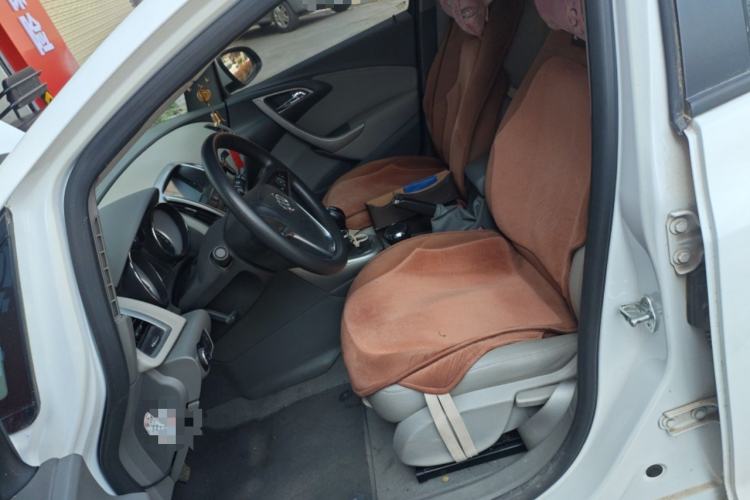 Used Buick GT 2014 XT 1.6L Manual Entry-Level Model
