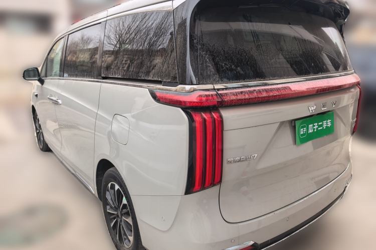 Used Wey Gaoshan 2025 Model Four-Wheel Drive Gao Shan 7
