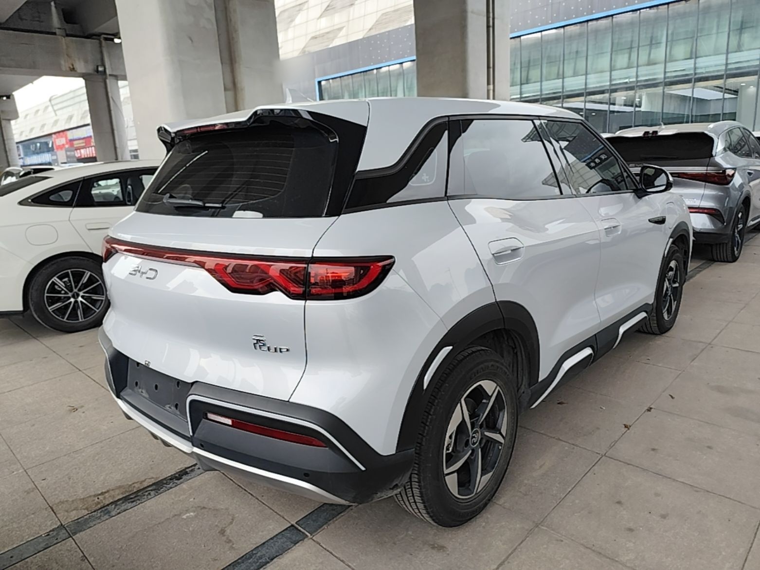 BYD Yuan UP 2024 401KM Leading Edition — снимка 6