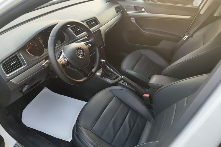 Used Volkswagen Lavida 2017 1.6L Automatic Comfort Edition