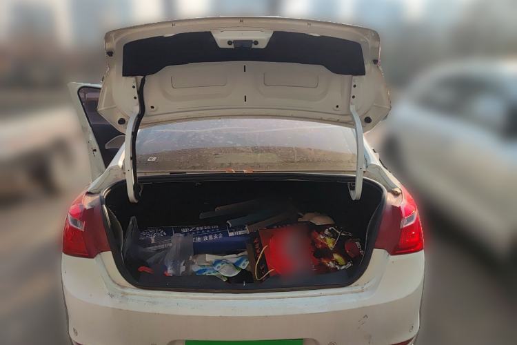 Used Dongfeng Aeolus L60 2015 1.8L Manual New Enjoyment Version