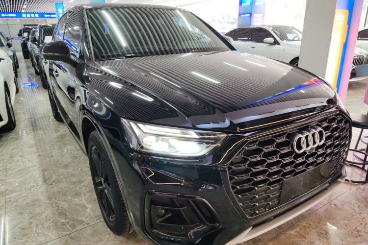 Used Audi Q5L 2022 40T Fashionable and Dynamic Model Front Right 45 Deg