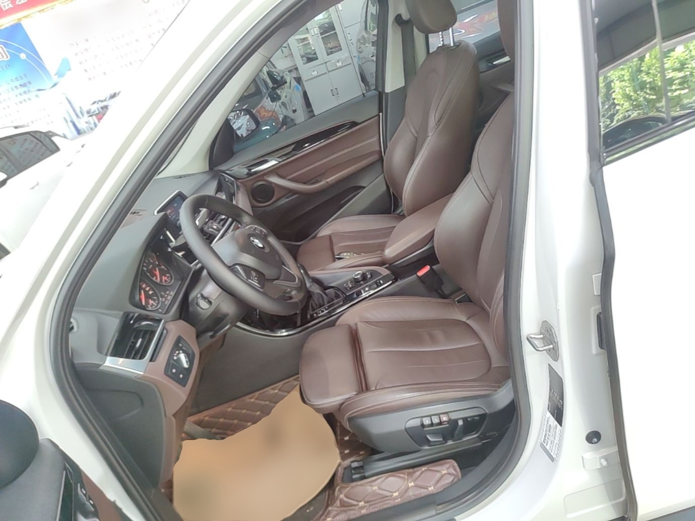 Avant de la voiture