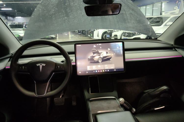 Used Tesla Model Y 2024 Rear-Wheel-Drive Version
