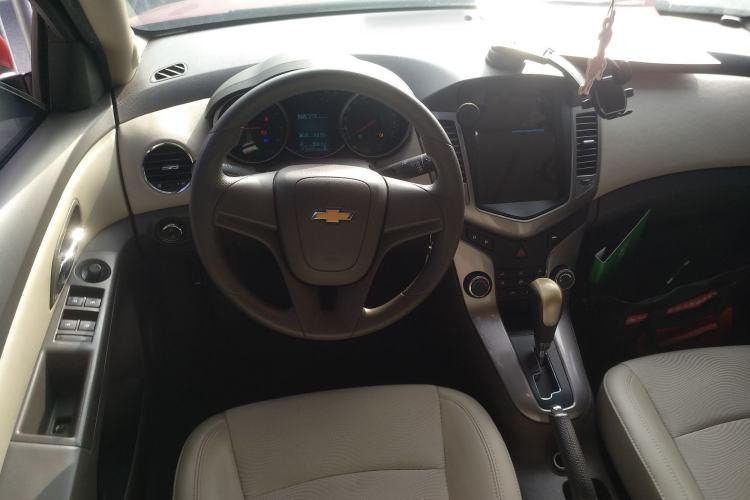 Used Chevrolet Cruze 2015 1.5L Classic SE AT
