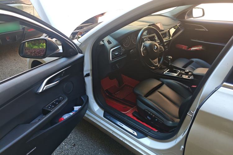 Used BMW 1 Series 2017 118i Sport Edition Driver Seat