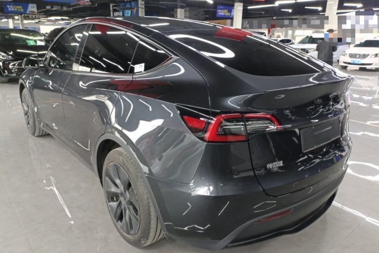 Used Tesla Model Y 2024 Rear-Wheel-Drive Version Exterior 2