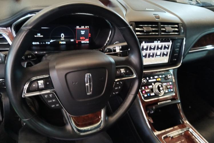 Used Lincoln Continental 2018 2.0T Two-Wheel Drive Deluxe Edition
