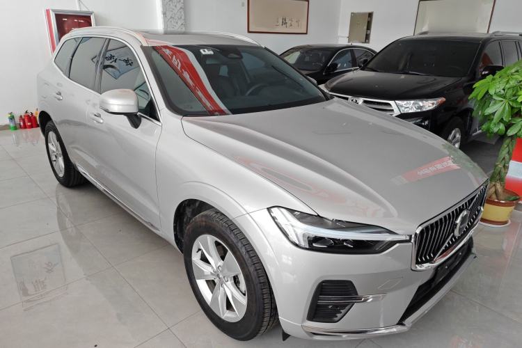 Used Volvo XC60 2022 B5 4x4 Zhiyi Luxury Edition