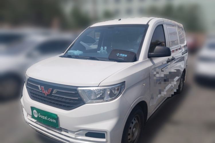 Used Wuling Hongguang V 2019 1.5L Jingqu Edition Sealed-Window Vehicle China VI LAR