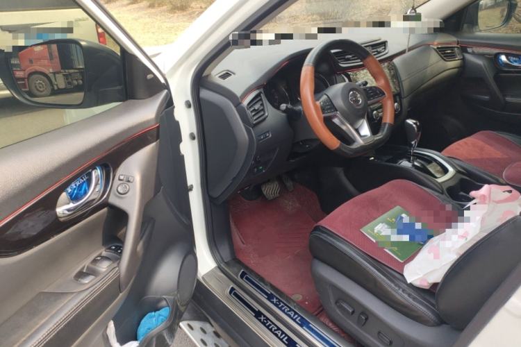 Used Nissan X-Trail 2019 2.0L CVT Smart Connect Comfort Edition 2WD Driver Seat