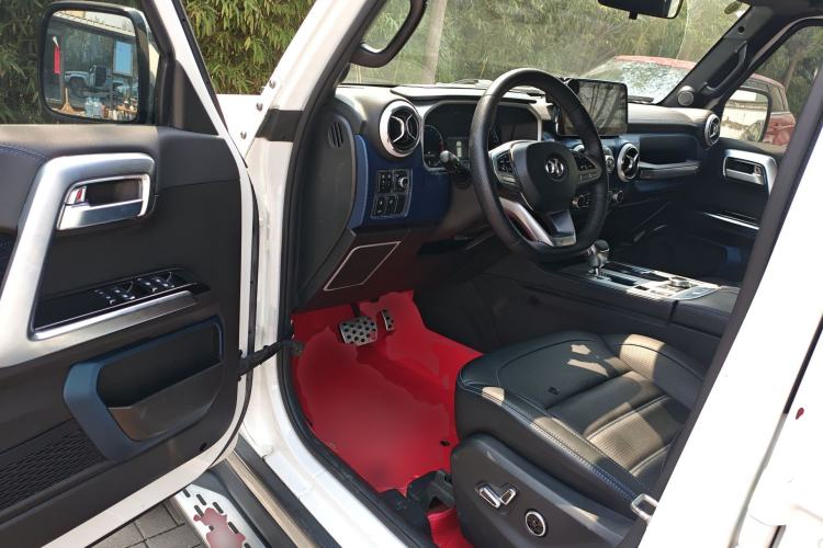 Used BAIC Off-Road BJ40 2019 2.3T Automatic Four-Wheel Drive Urban Hunter Edition Premium Model China VI Emission Standard