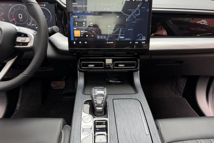 Used GAC Trumpchi GS8 2025 Linghang Series 2.0 TGDI Two-Wheel-Drive Luxury Edition 5 Seats