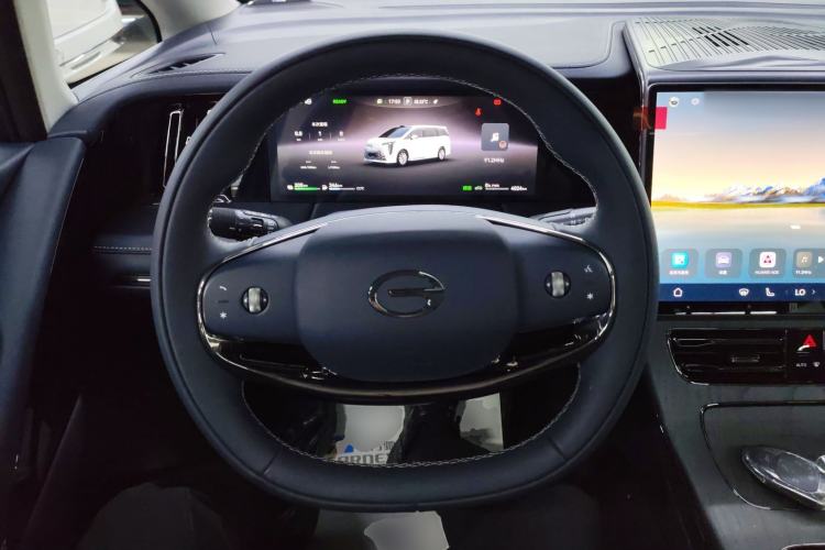 Used GAC Trumpchi Xiangwang M8 2025 Kunkun Series Ultra First-Class Cabin Steering Wheel