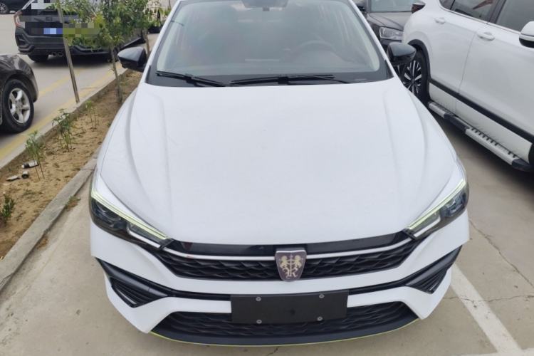 Used Roewe i5 2021 1.5L CVT Diamond Edition Front